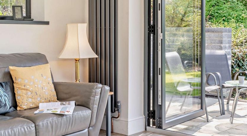 Photo of 4 Bed in Ystradgynlais