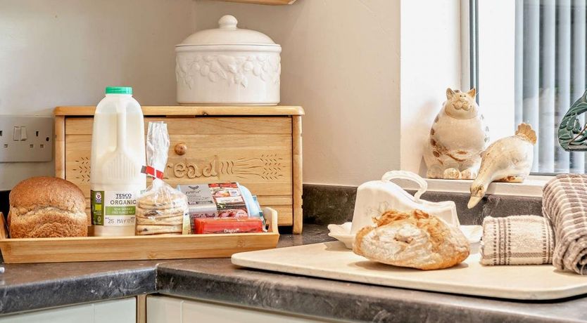 Photo of 4 Bed in Ystradgynlais