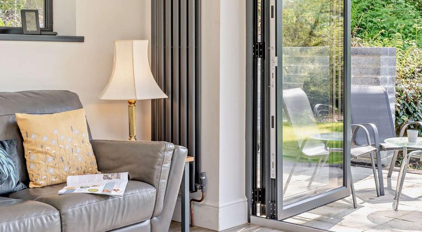 Photo of 4 Bed in Ystradgynlais