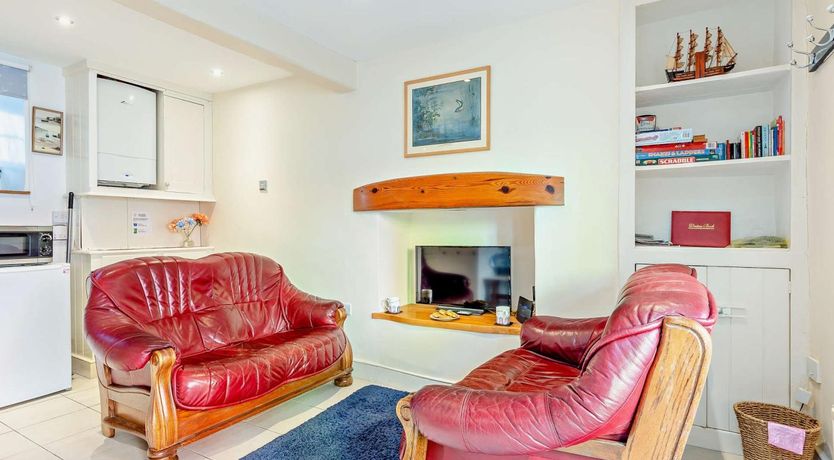 Photo of 2 Bed in Aberdyfi