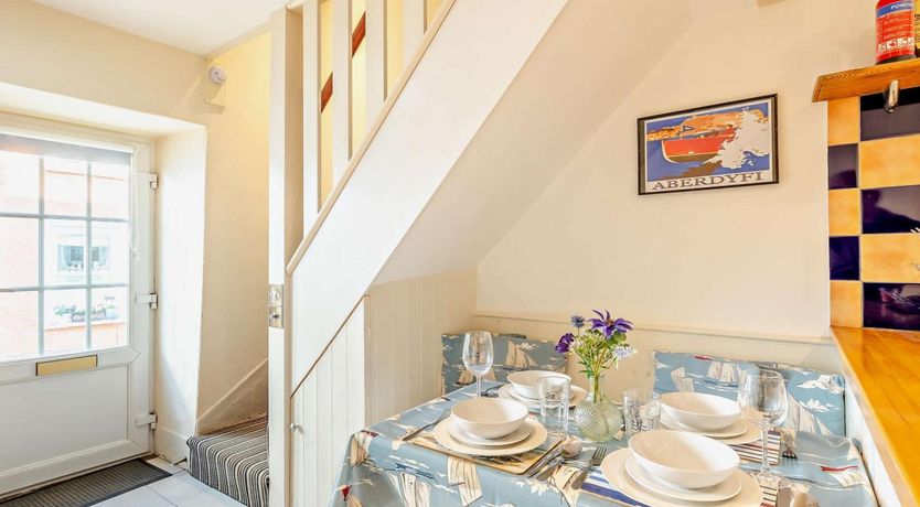 Photo of 2 Bed in Aberdyfi