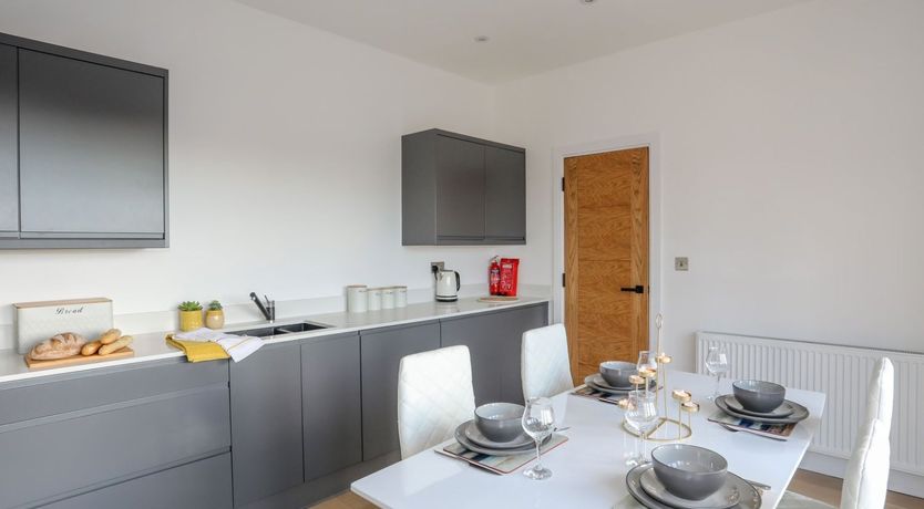 Photo of Bryn Min Manton Apartment