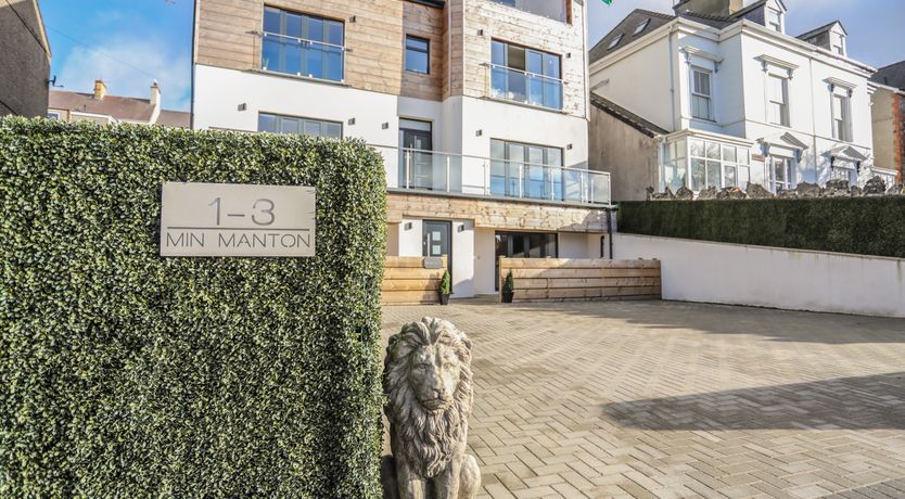 Photo of Bryn Min Manton Penthouse