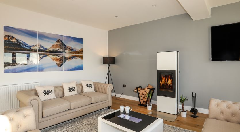 Photo of Bryn Min Manton Penthouse