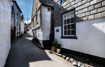 Grey Roofs Holiday Cottage