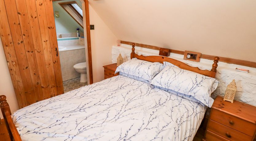 Photo of Old Blacksmiths Cottage