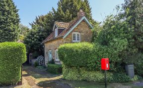 Photo of Old Blacksmiths Cottage