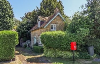 Old Blacksmiths Cottage Holiday Cottage