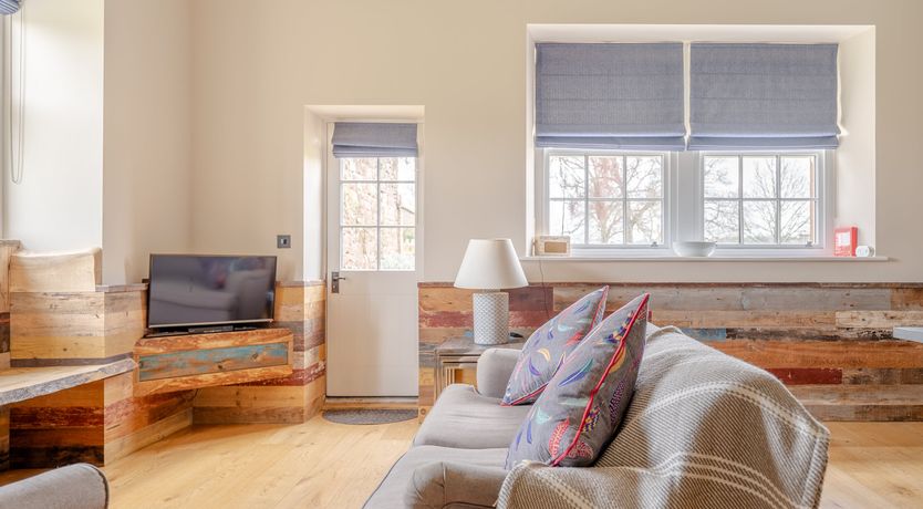 Photo of Lakeland Rest