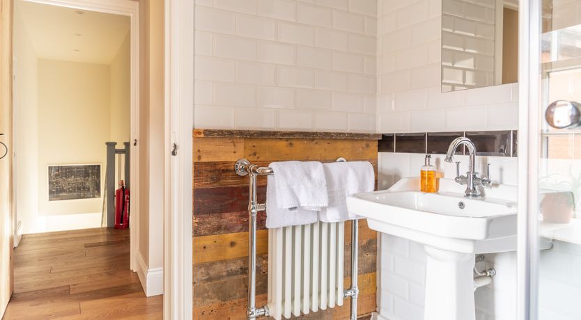 Photo of Lakeland Rest