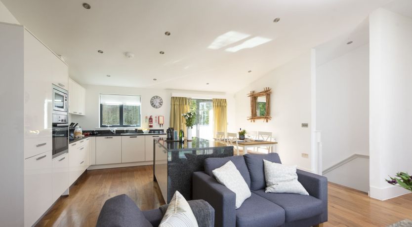 Photo of Drifting On A Memory