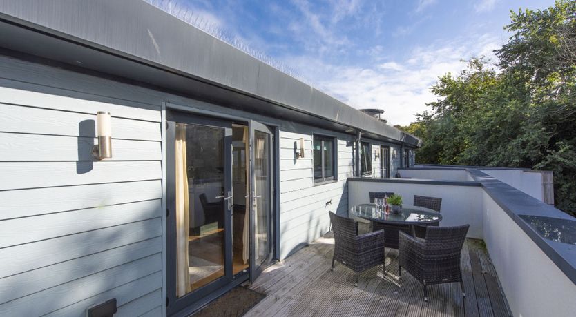 Photo of Drifting On A Memory