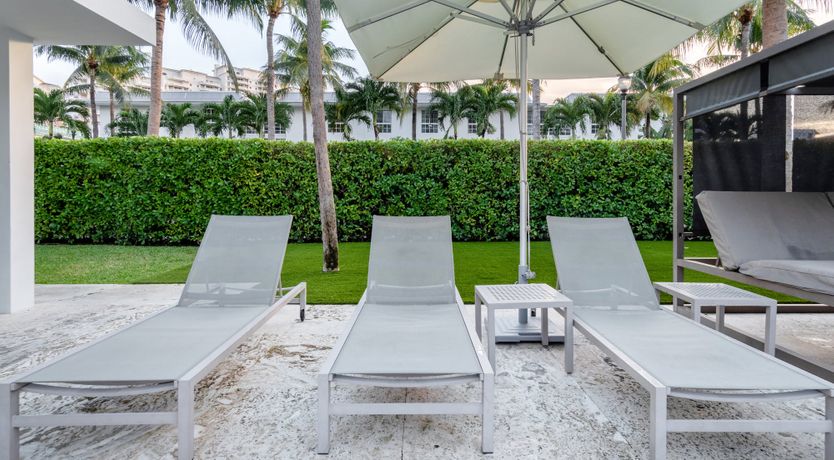 Photo of Eddie and Honey