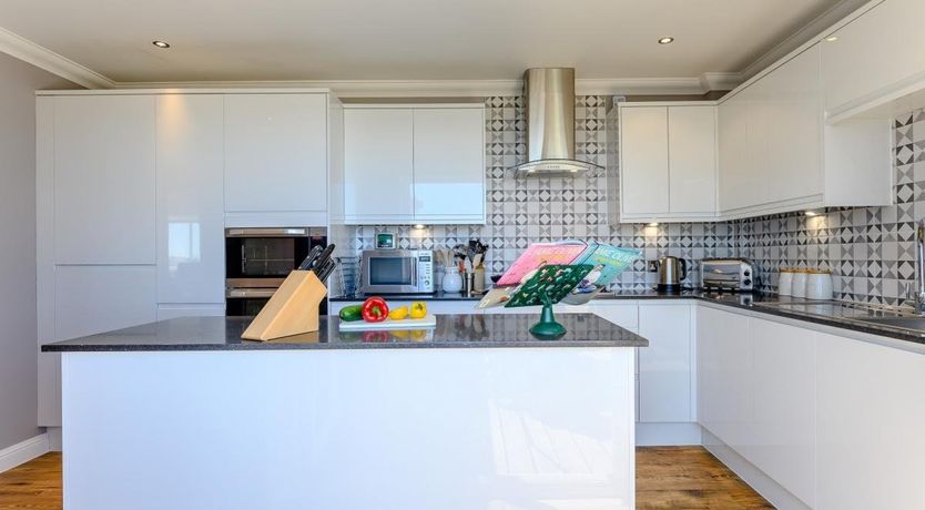 Photo of 4 Bed in Swanage