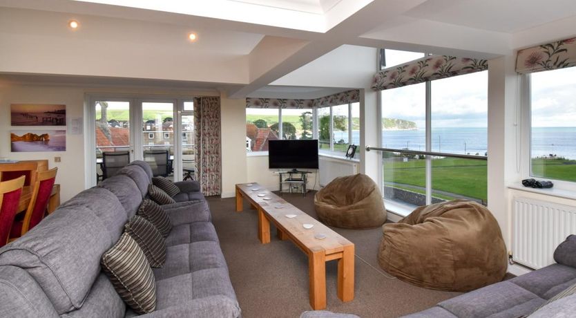 Photo of 4 Bed in Swanage