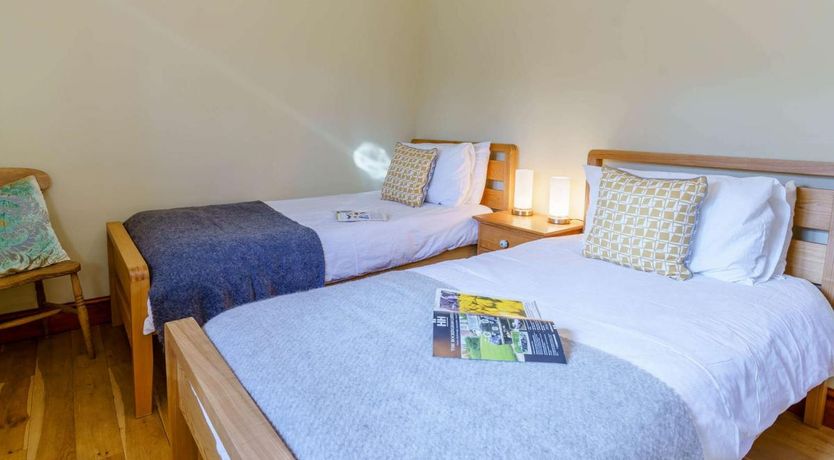 Photo of 2 Bed in Clynderwen