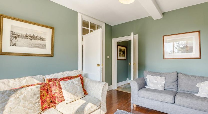 Photo of 8 Bed in Abbots Bromley