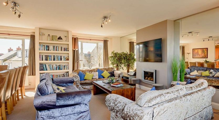 Photo of 5 Bed in Tenby