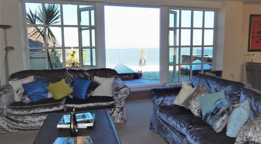 Photo of 5 Bed in Tenby