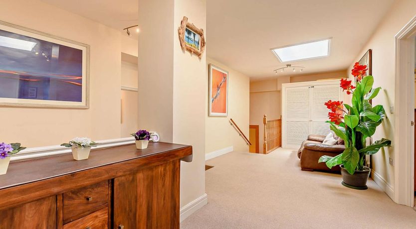 Photo of 5 Bed in Tenby