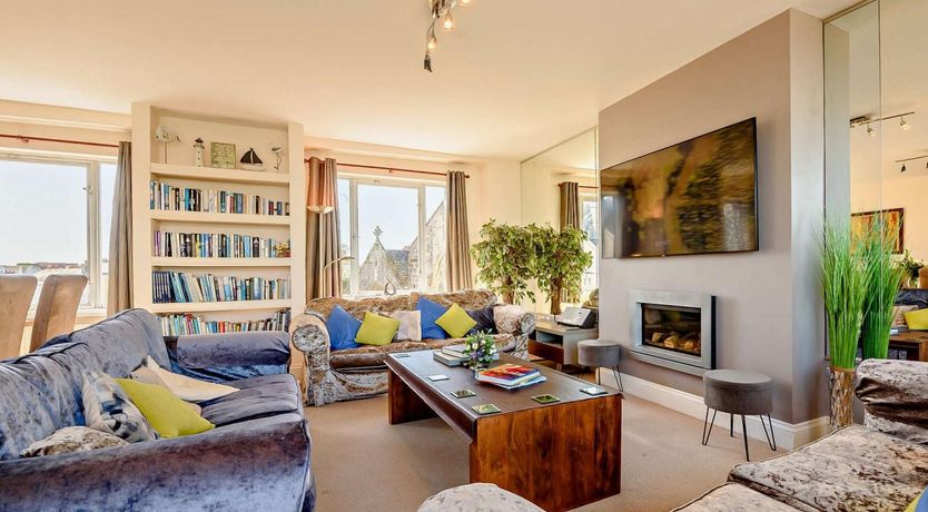 Photo of 5 Bed in Tenby