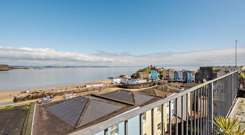 Photo of in Tenby (FB278)