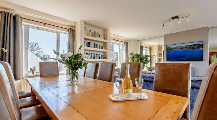 Photo of 5 Bed in Tenby