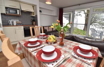 in Saundersfoot (FB015) Apartment