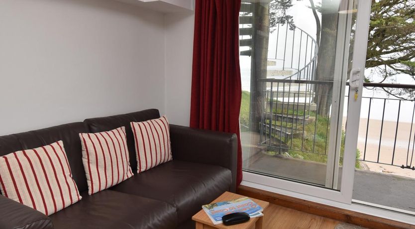 Photo of 1 Bed in Saundersfoot