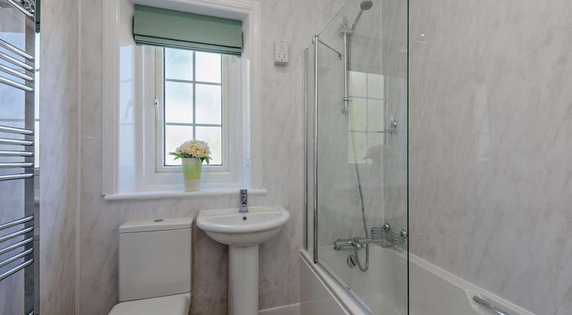 Photo of 3 Bed in Bognor Regis