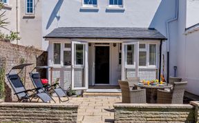 Photo of 3 Bed in Bognor Regis