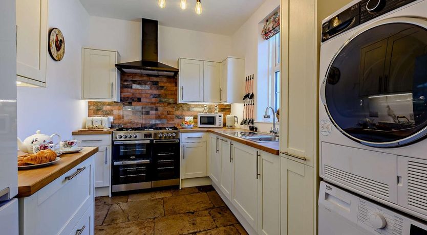 Photo of 3 Bed in Bognor Regis