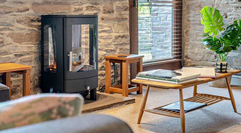 Photo of 2 Bed in Llangorse