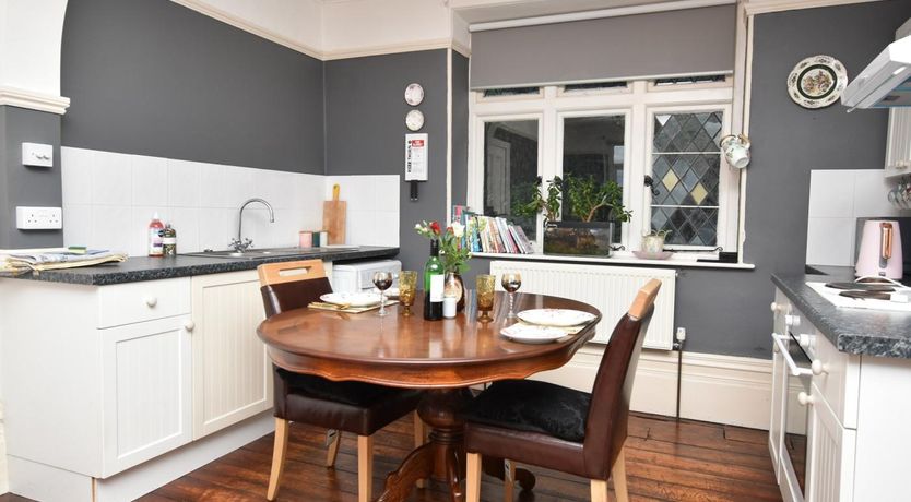 Photo of 1 Bed in Goodwick