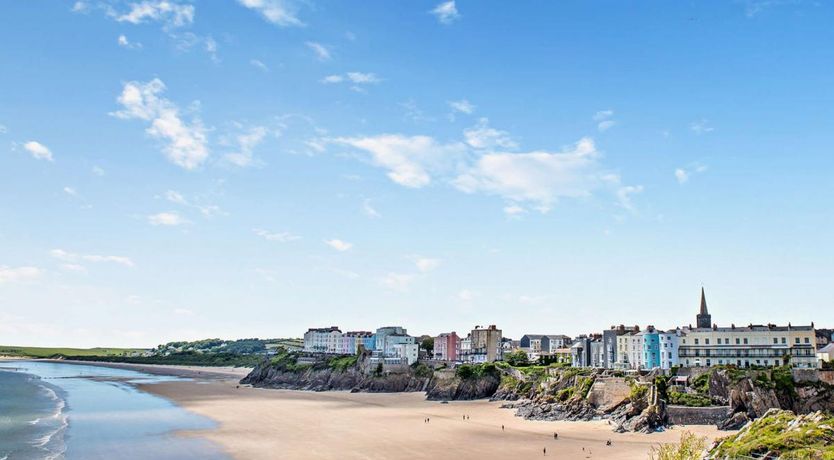 Photo of 1 Bed in Tenby