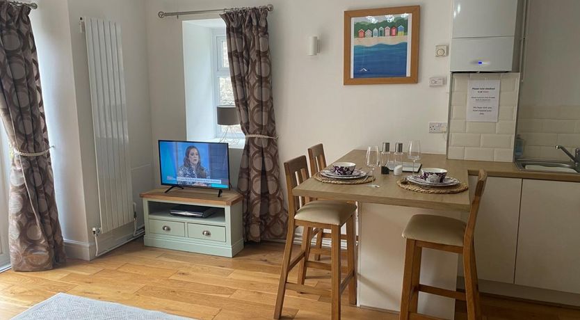 Photo of 1 Bed in Tenby