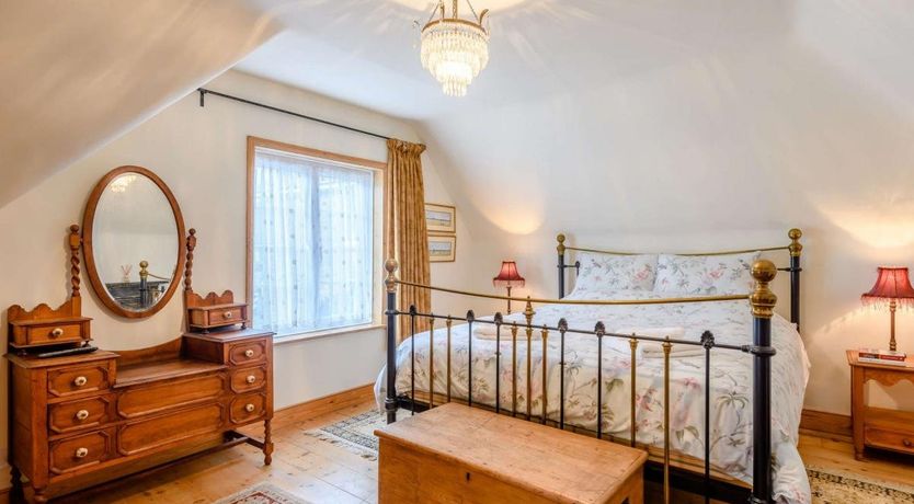 Photo of 3 Bed in Sandown