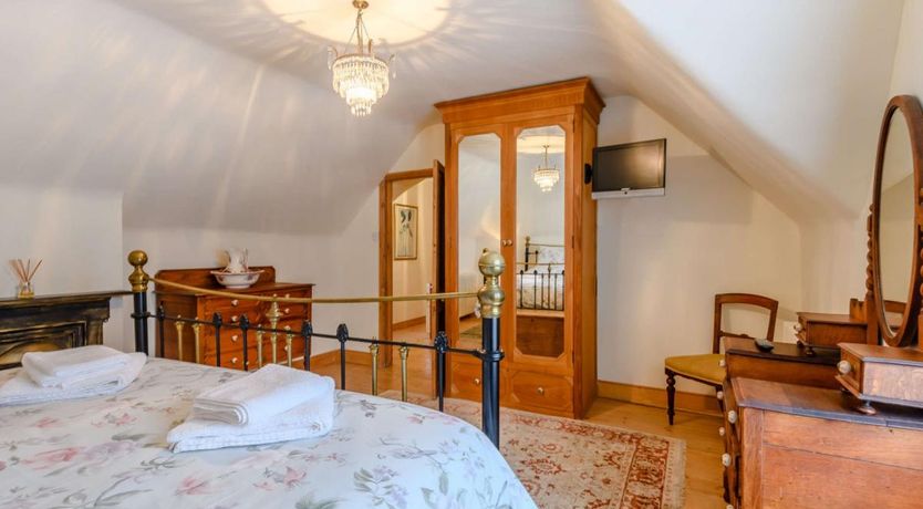 Photo of 3 Bed in Sandown