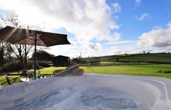2 Bed in Cheriton Fitzpaine Holiday Cottage