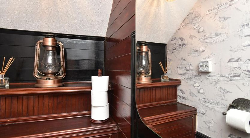 Photo of 1 Bed in Goodwick