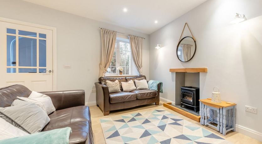 Photo of 2 Bed in Tenby