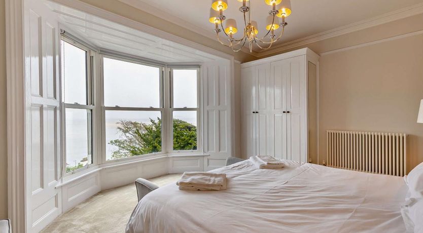 Photo of 3 Bed in Aberdovey