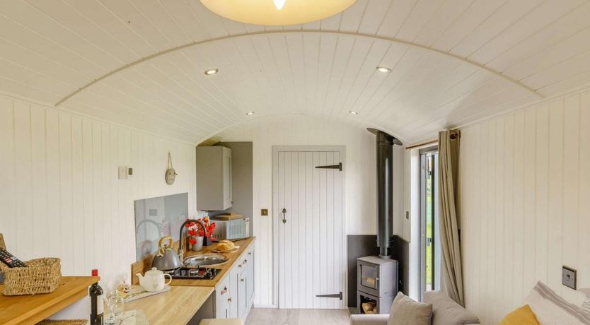 Photo of 1 Bed in Lampeter Velfrey