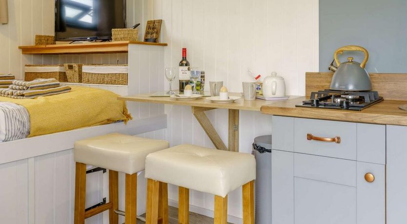 Photo of 1 Bed in Lampeter Velfrey