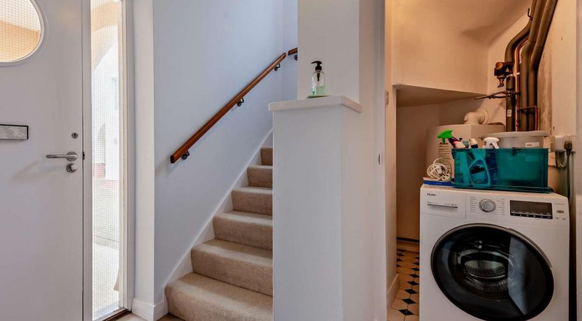 Photo of 2 Bed in Swanage