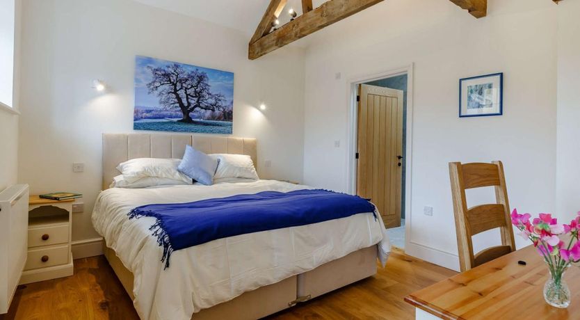 Photo of 4 Bed in Sherborne