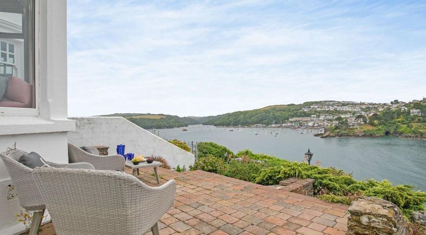 Photo of 3 Bed in Fowey