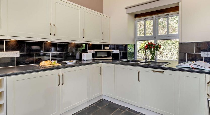 Photo of 2 Bed in Aberdovey