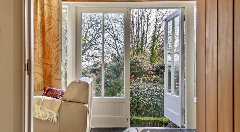 Photo of 2 Bed in Aberdovey