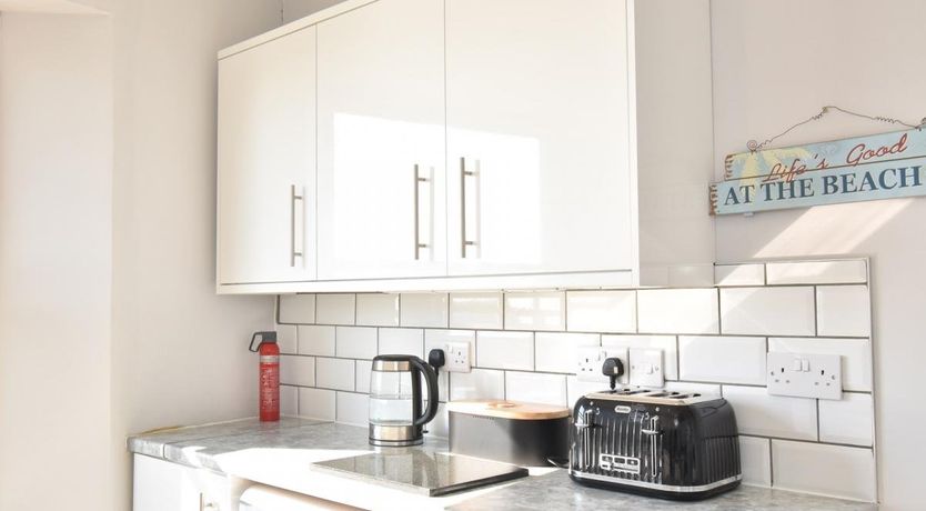 Photo of 3 Bed in Tenby